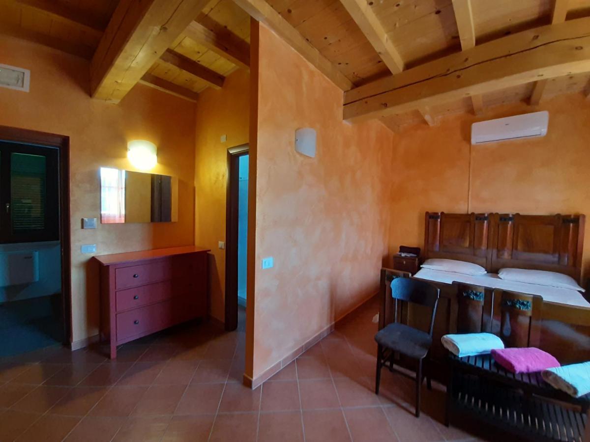 Agriturismo Il Sole Villa Rivarolo del Re ed Uniti Exterior photo